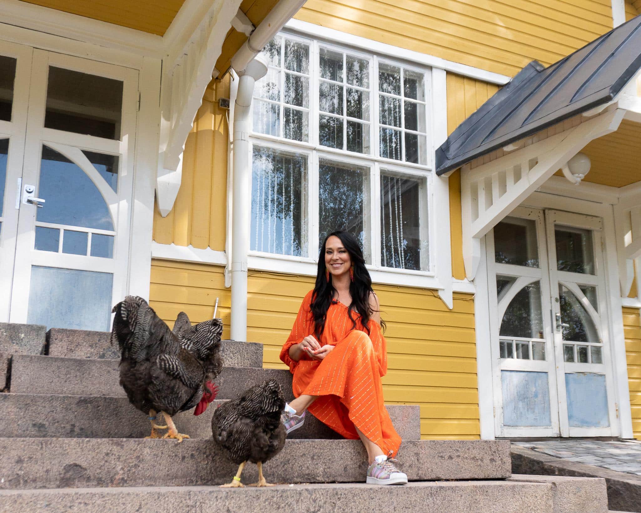 VIDEO: Ellen Jokikunnaksen koti sai uuden maalipinnan