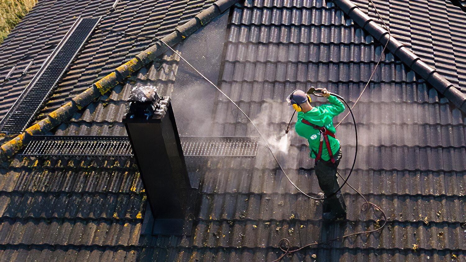 Mitkä tekijät vaikuttavat tiilikaton pinnoitus hintaan?