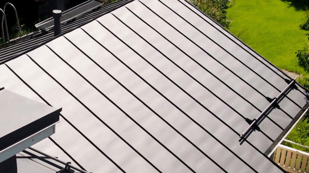 Mitä maksaa peltikaton pesu ja maalaus? 